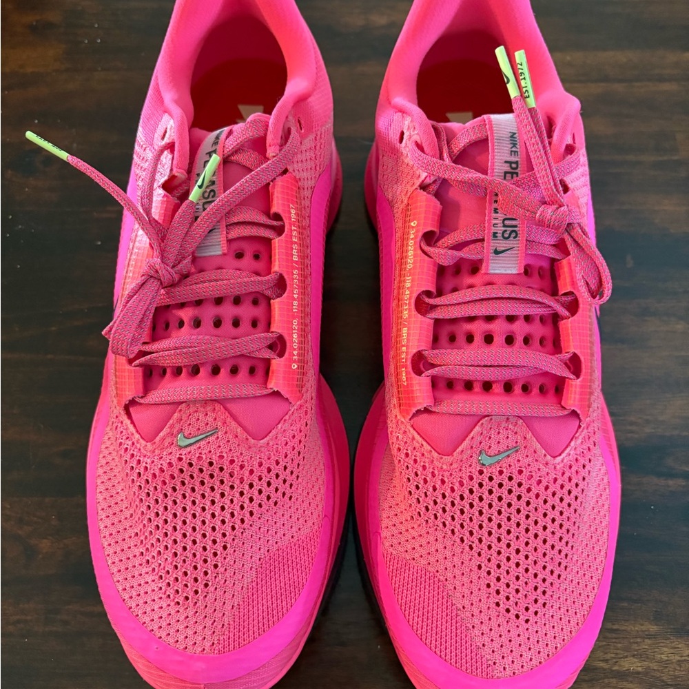Nike Air Pegasus Premium